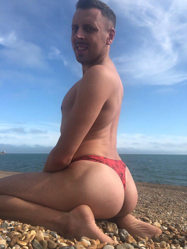 Rosebud Thong